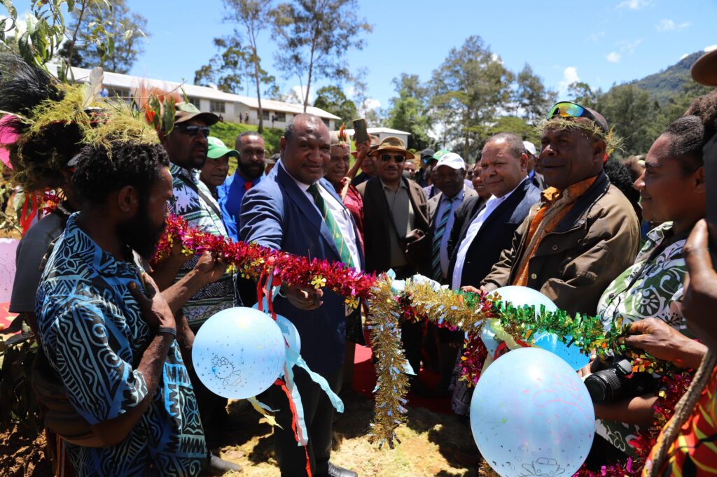 Pictures supplied: Prime Minister Hon. James Marape commissioned 10 newly constructed staff houses for Pori Secondary School